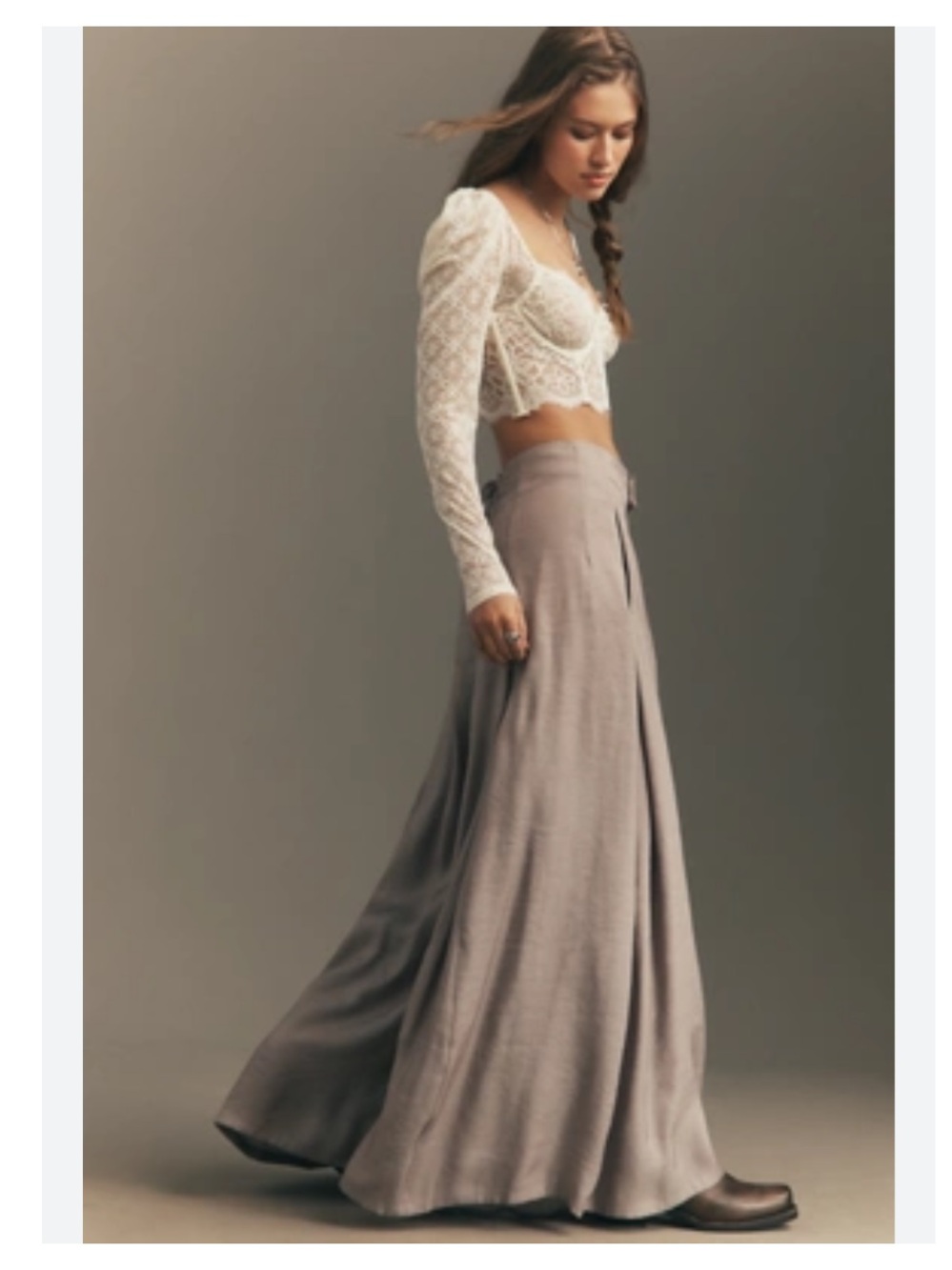 Skirty Wide-Leg Trousers
Pilcro
NWOT
COLOR- taupe